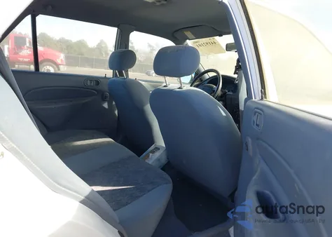 1999 Ford Escort Se z USA, uszkodzony, nr VIN 3FAFP15P5XR119468